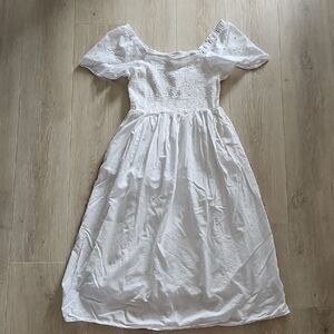 Beachlunchlounge White Textured Top